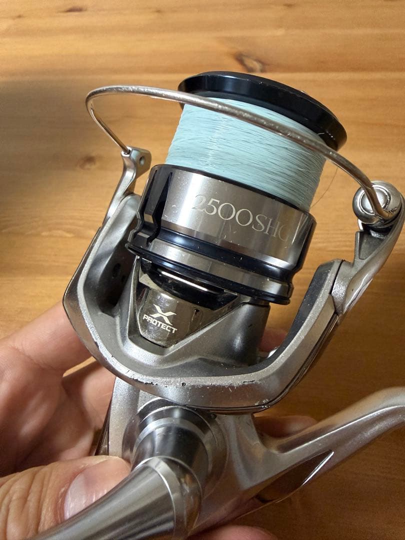STRADIC 2500SHG スピニングリール