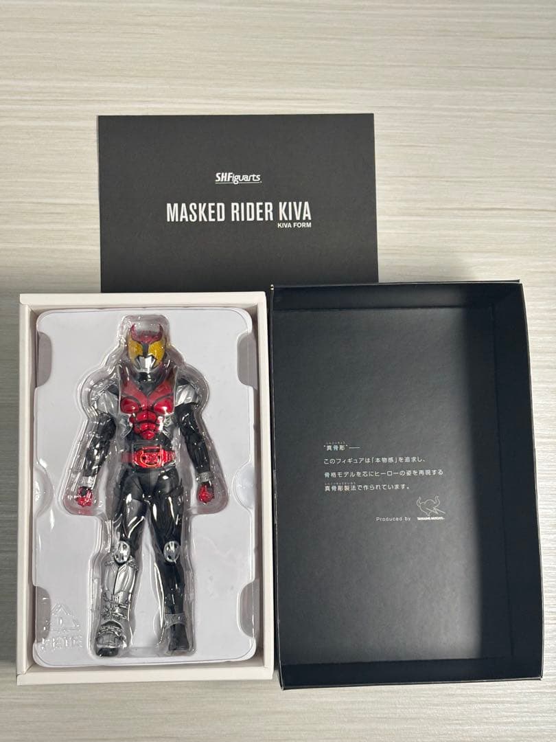 真骨彫 S.H.Figuarts 仮面ライダーキバ フィギュアーツ KIVA