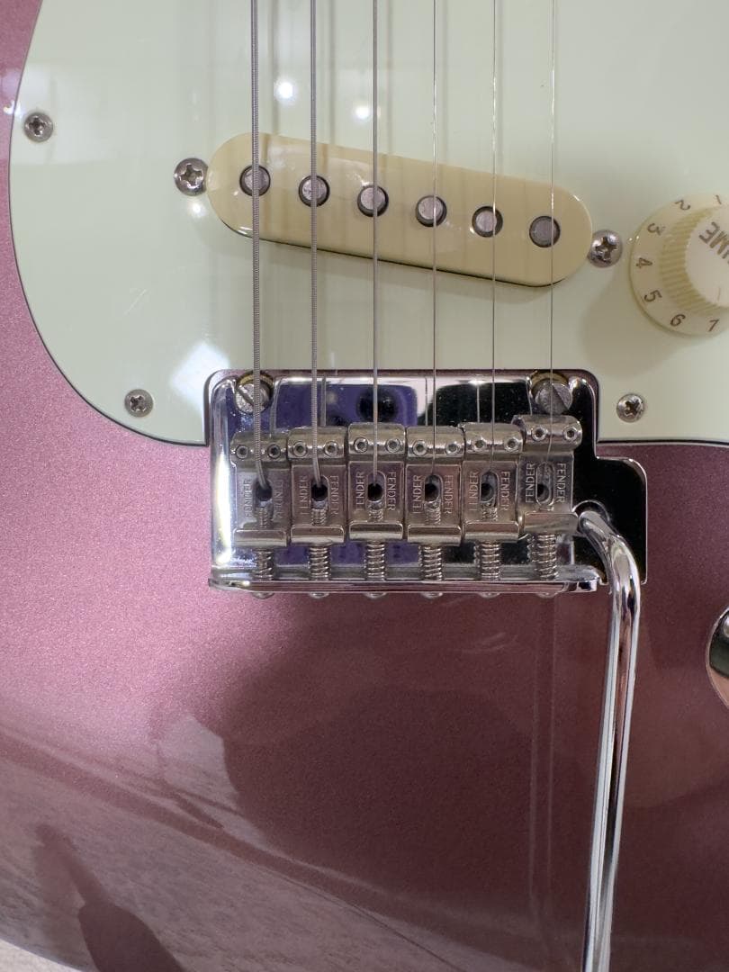 希少カラーFender MIJ Hybrid 60s Strat/ USA PU