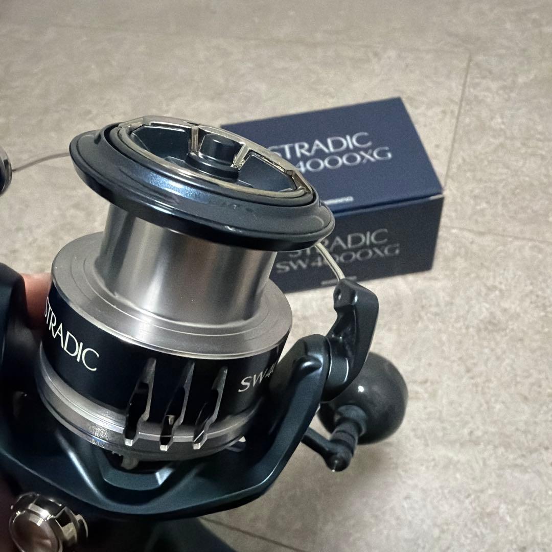 美品　シマノ 20 ストラディックSW 4000XG