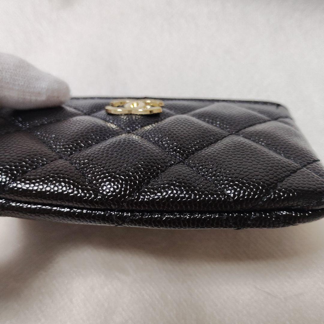 CHANEL ノベルティ　ブラック レザー ポーチ