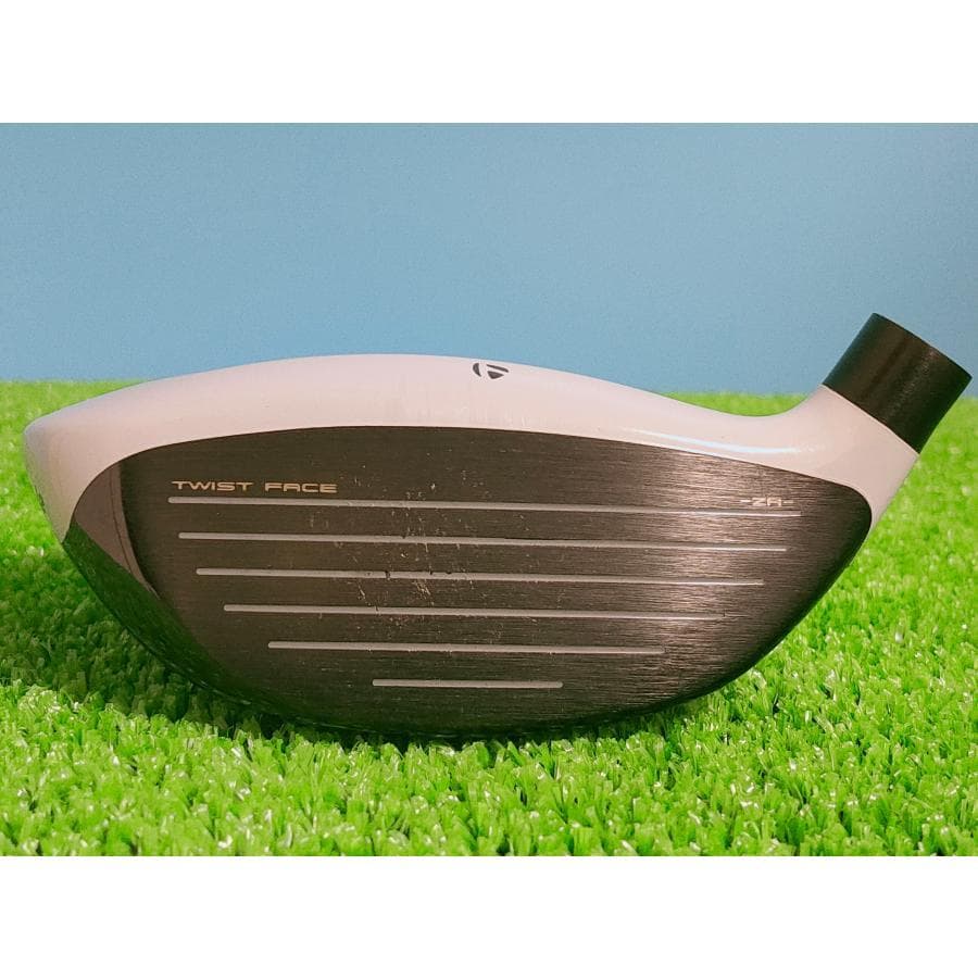 テーラー シム フェアウェイ 3W！ SIM FW 15度。スプーン カバー付