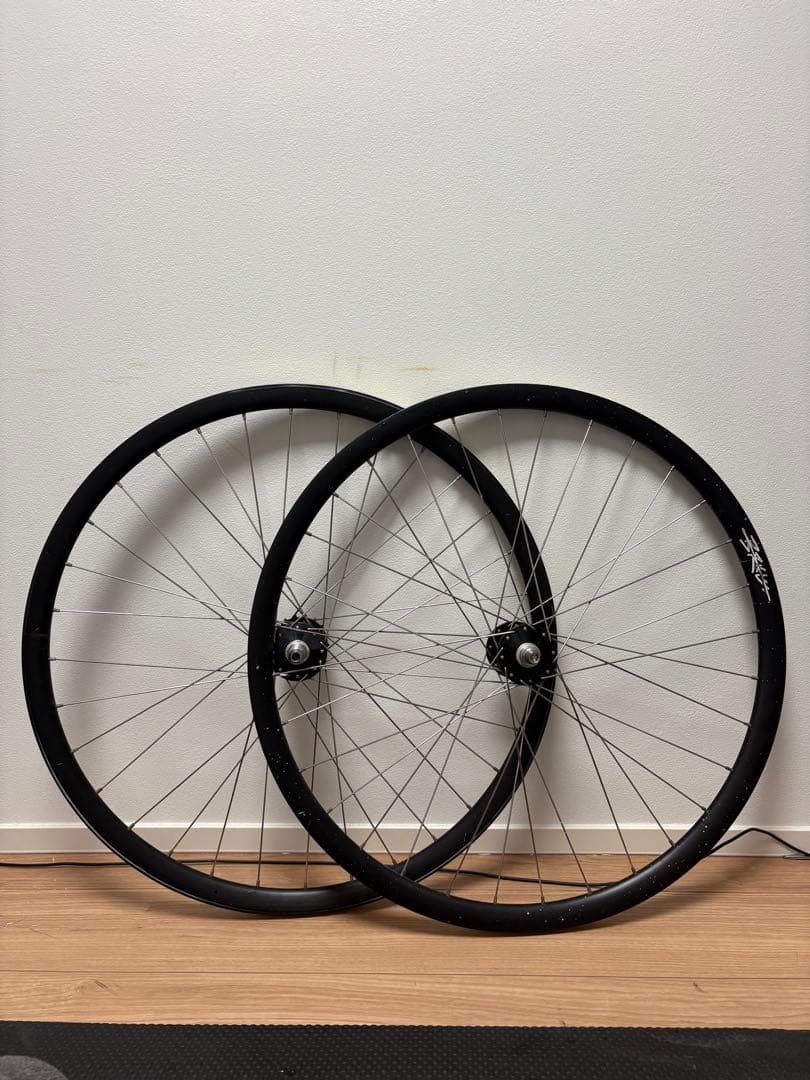 VELOCITY AILERON リム32h ベロシティイルロン　ホイール