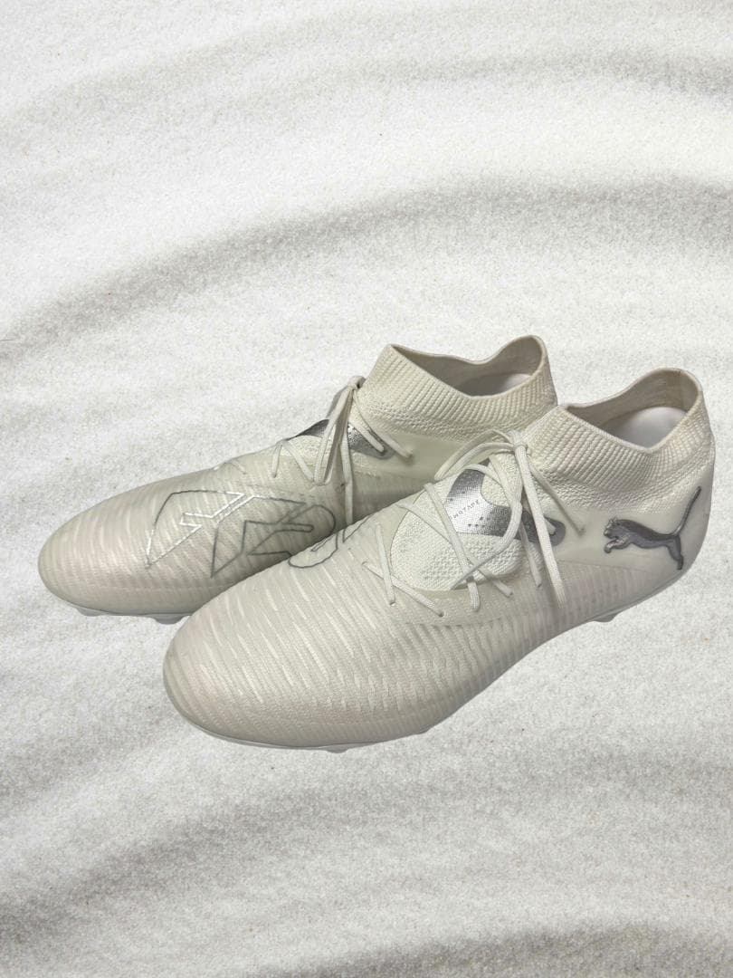 ほぼ新品！PUMA フューチャー8 プロ HG/AG
