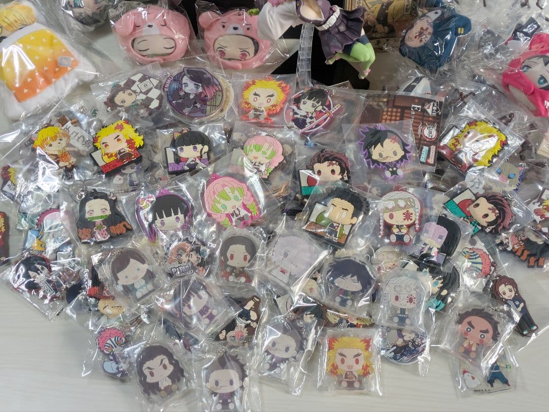未使用入♪アニア 鬼滅の刃のみグッズ大量180点以上 コンプ 限定