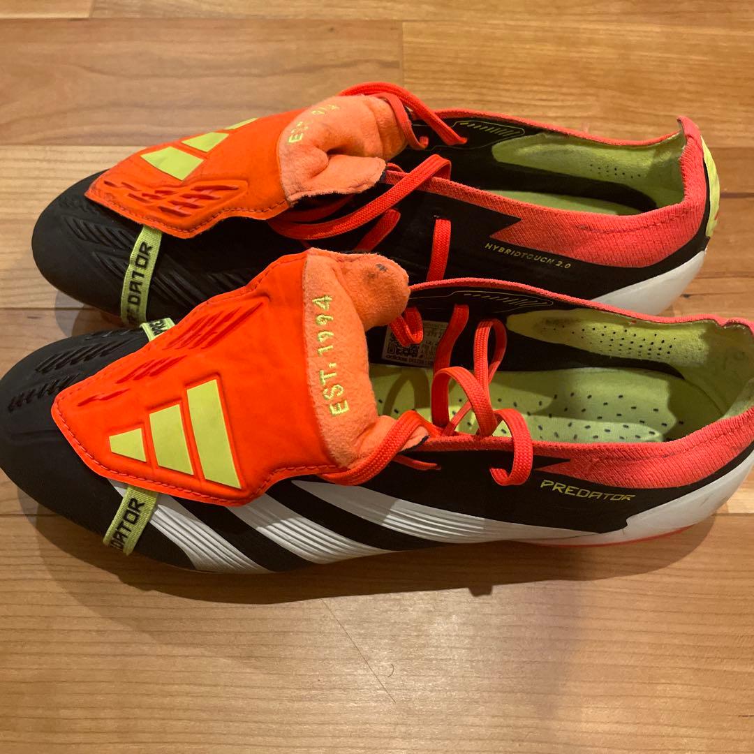 Adidas Predator スパイク ブラック/オレンジ　アディダス