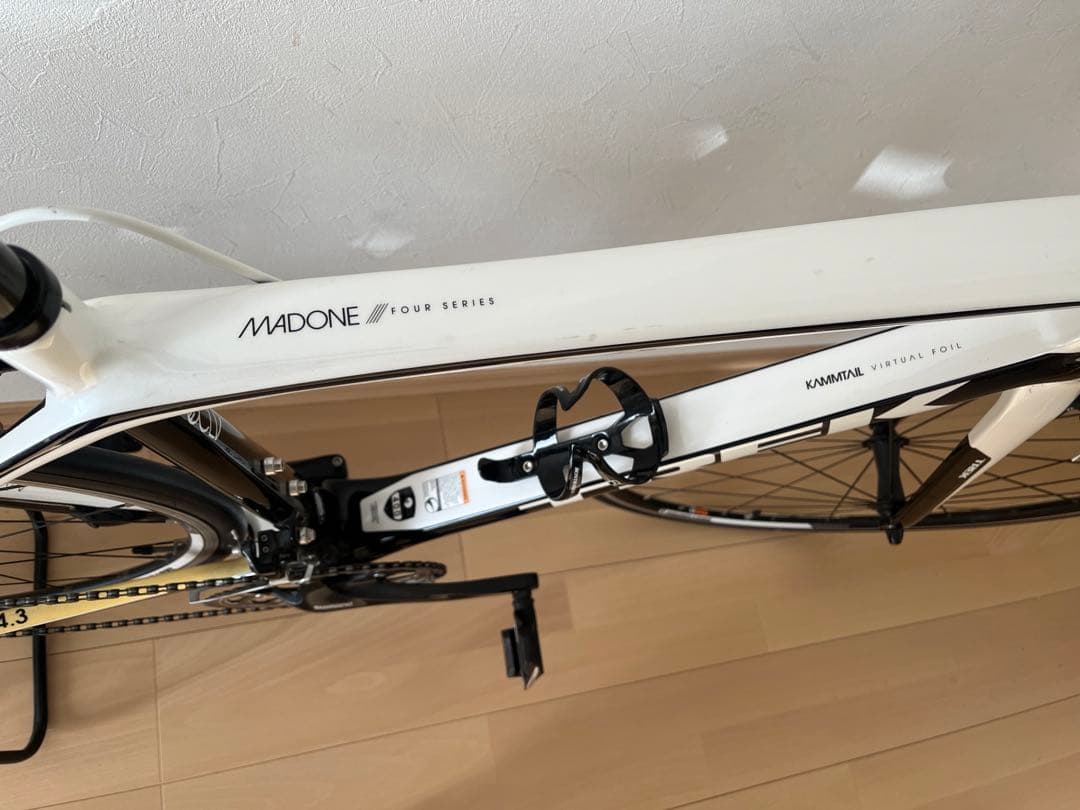 mokeです　TREK Madone4.3 カーボン