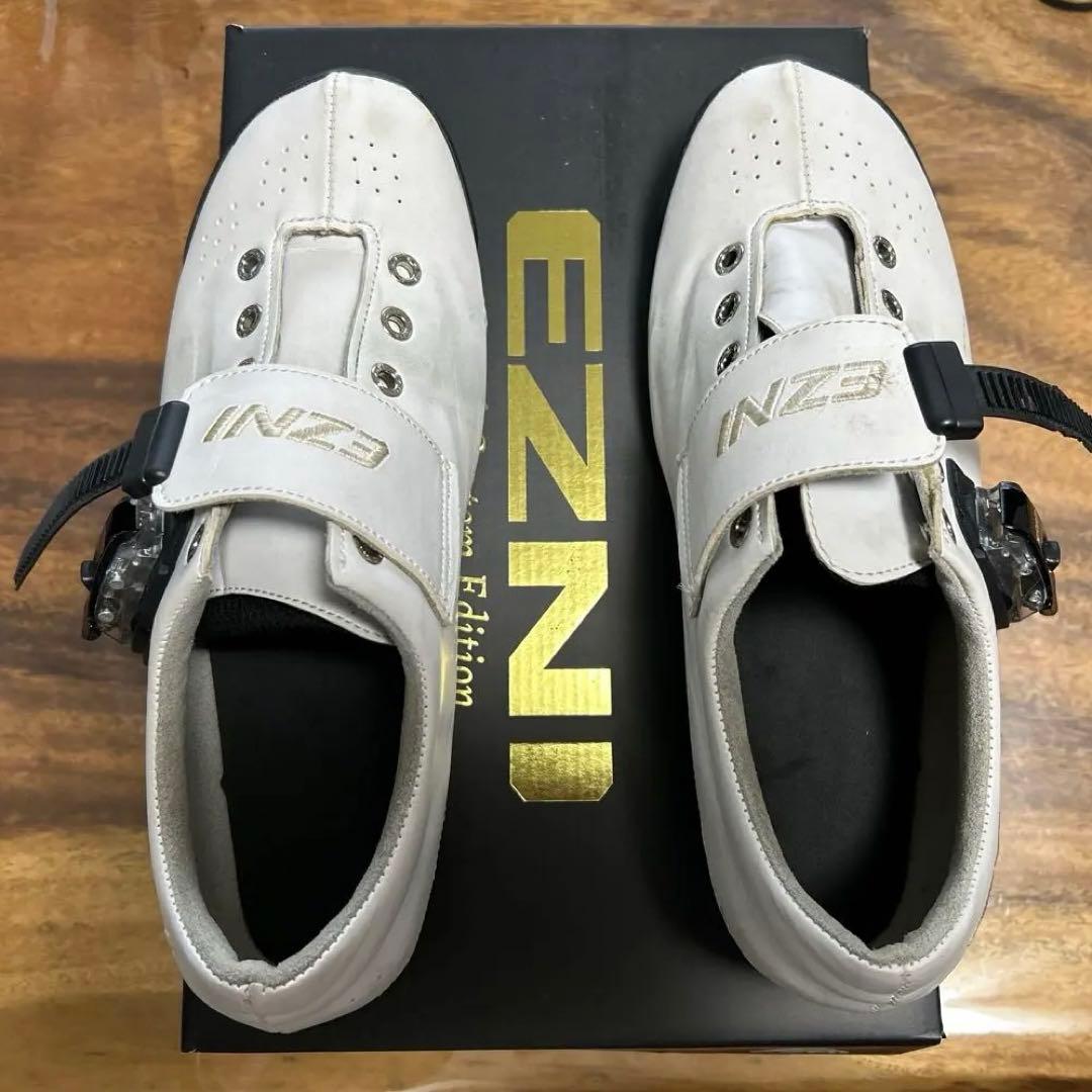 EZNI 競輪　ホワイト シューズ
