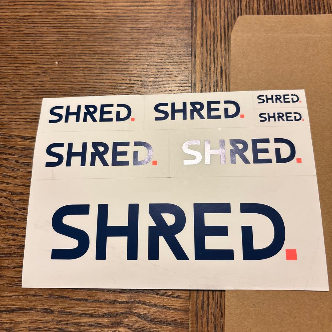 mini SHRED ヘルメット 青　新品