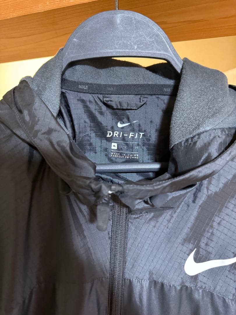 Nike DRI-FIT ウィンドブレーカー 黒