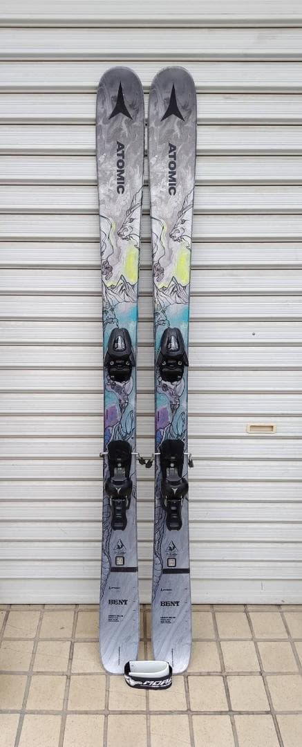 ATOMIC Bent Jr ジュニアスキー板/150cm/ビンディング付き！