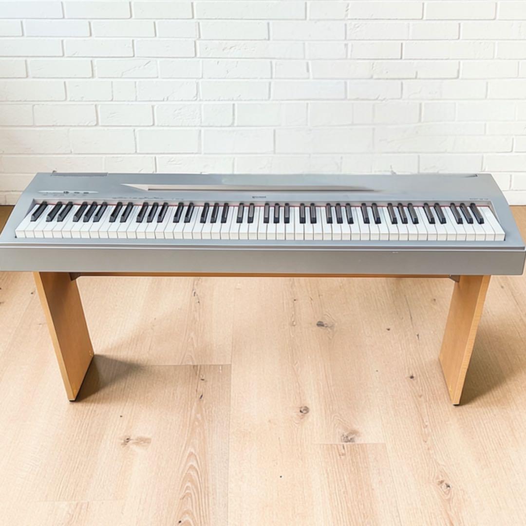 送料無料✨ スタンド付き YAMAHA P-60 電子ピアノ 88鍵 ペダル付属