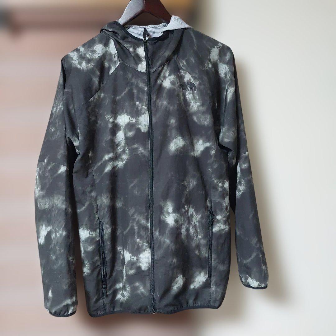 THE NORTH FACE ウィンドブレーカー
