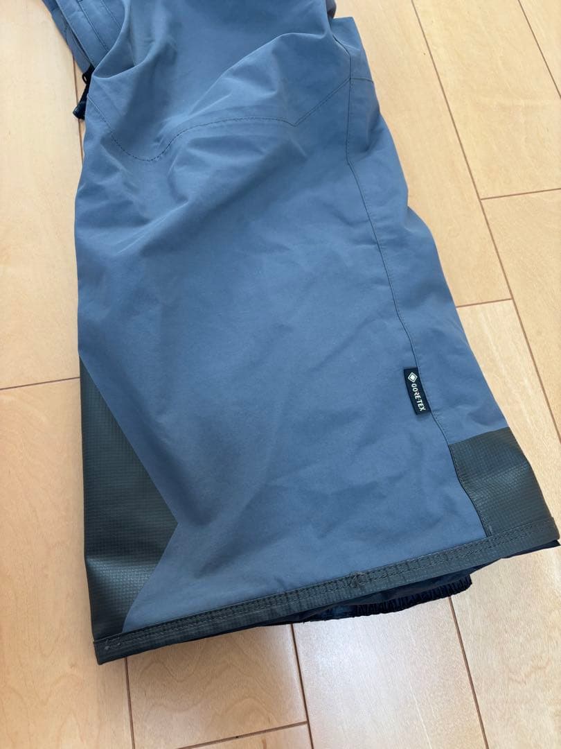 VOLCOM GORE-TEX スノーボードウェア　上下セット　ビブパンツ