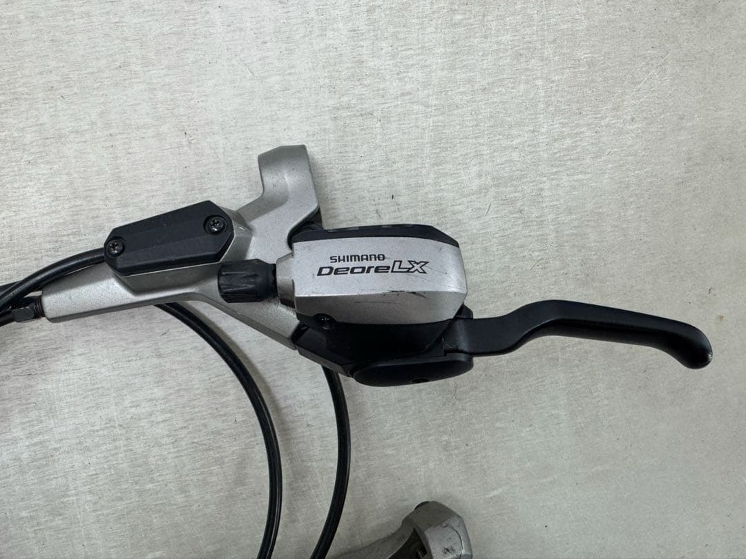 Shimano ST-M585 BR-M585 Deore LXセット