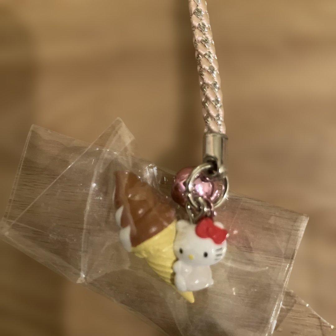 希少　ハローキティ 根付 ソフトクリーム・バニラ・チョコ・ミックス 激レア
