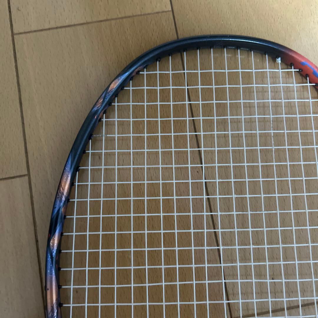 バドミントンラケット アストロクス77プロ