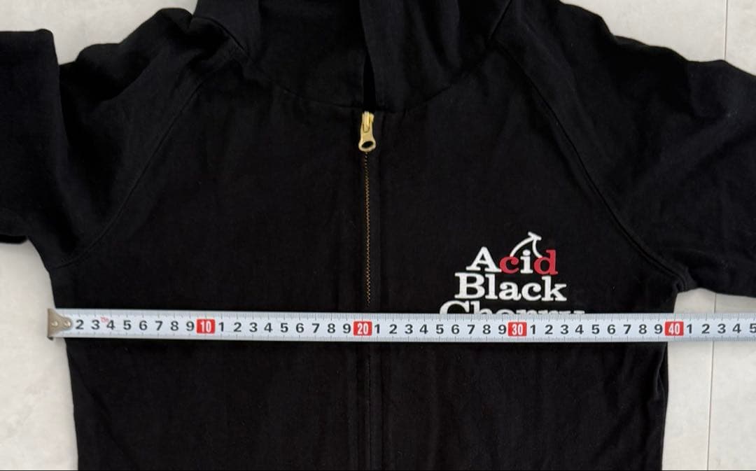 Acid Black Cherry パーカー　レディース　金ファスナー