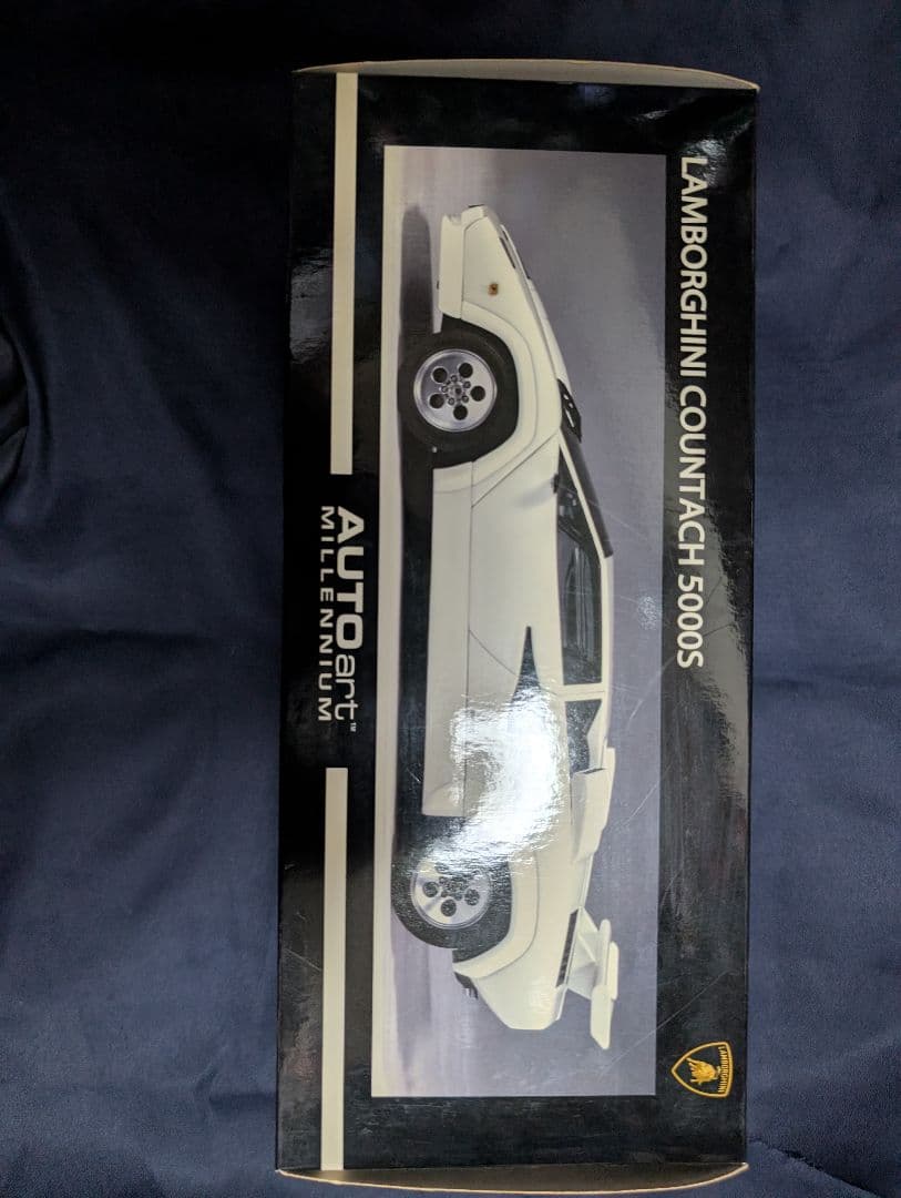 オートアート1/18ランボルギーニ・カウンタック 5000s ホワイト