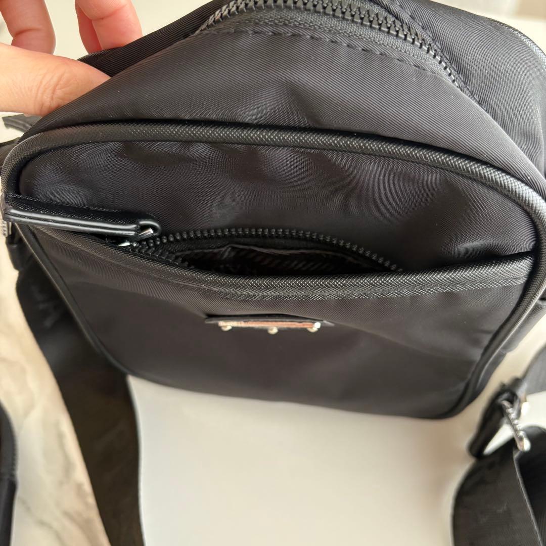 PRADA ノベルティ ショルダーバッグ ナイロン