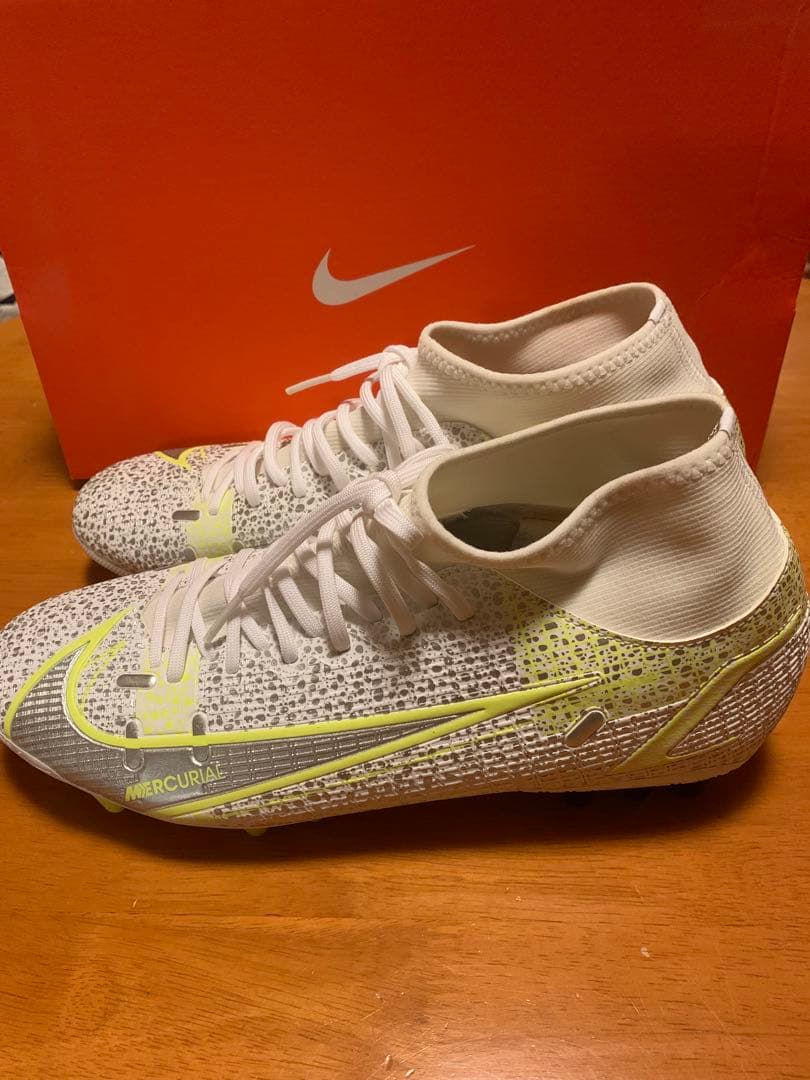 Nike サッカースパイク　SUPERFLY8 ACADEMY AG 26.5