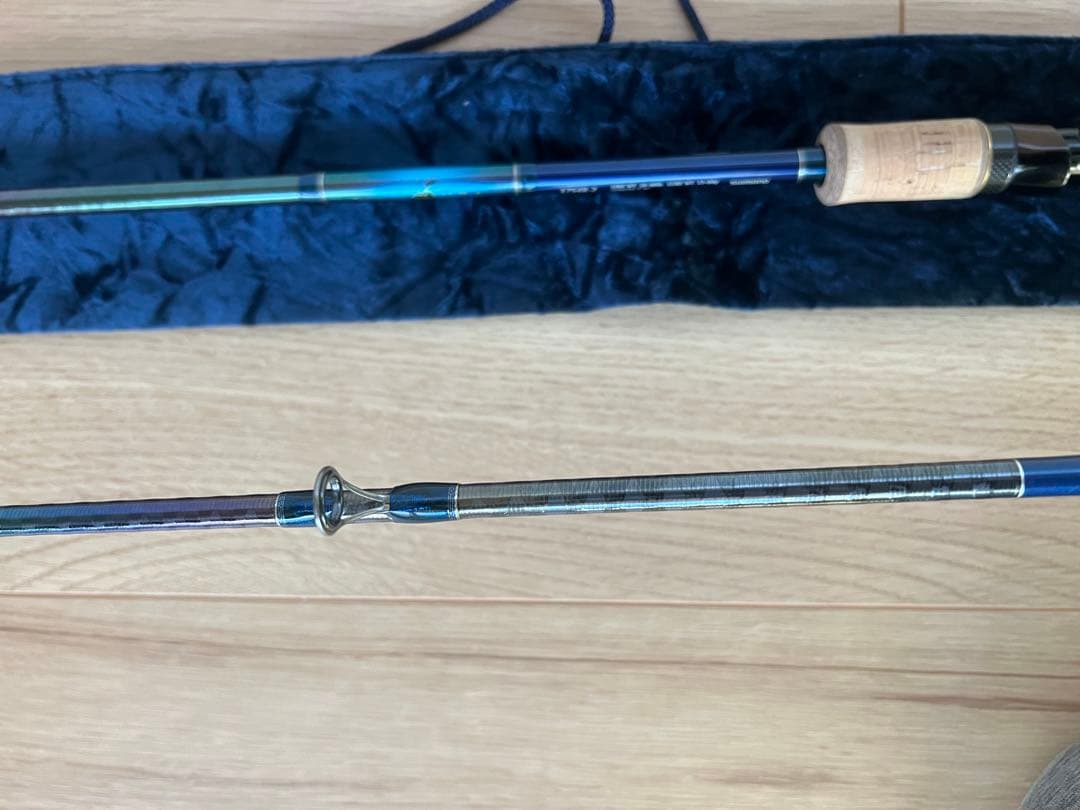 希少美品　シマノ 初代ワールドシャウラ 1754R-2 ブルー