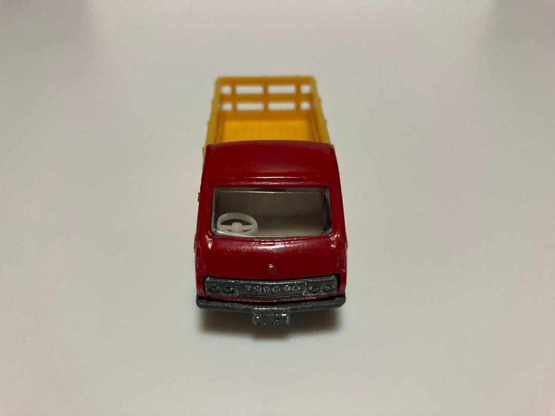トミカ　日本製　ハイエース　牧場トラック　黒箱