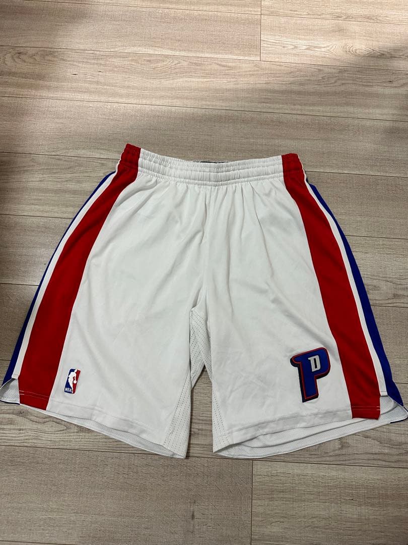 NBA ピストンズ　オーセンティックショーツ