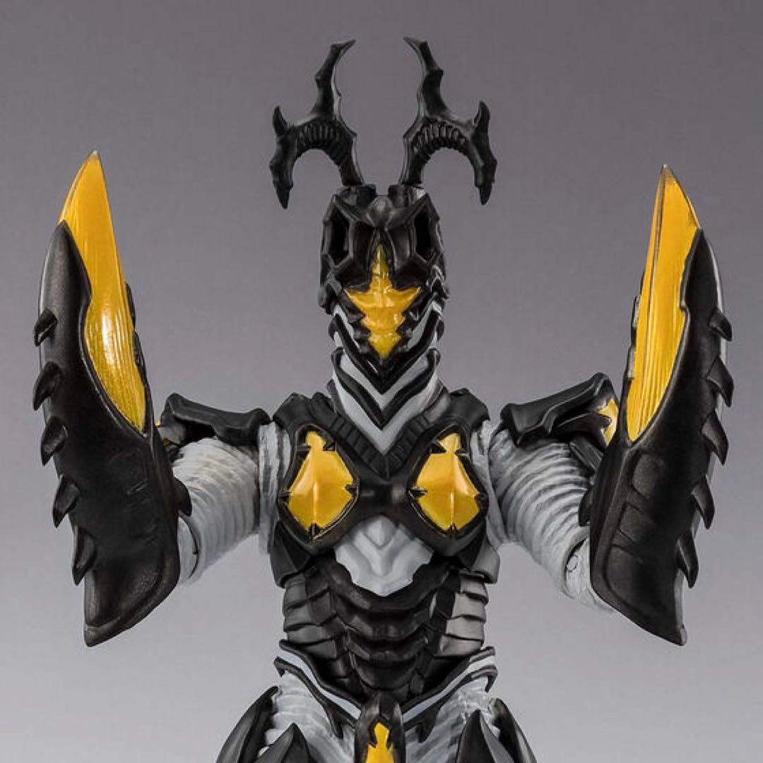 S.H.Figuarts ハイパーゼットン（イマーゴ）