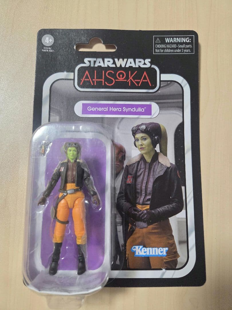 2体セット　アソーカ　ヘラ　スターウォーズ　フィギュア　ヴィンテージ　反乱者
