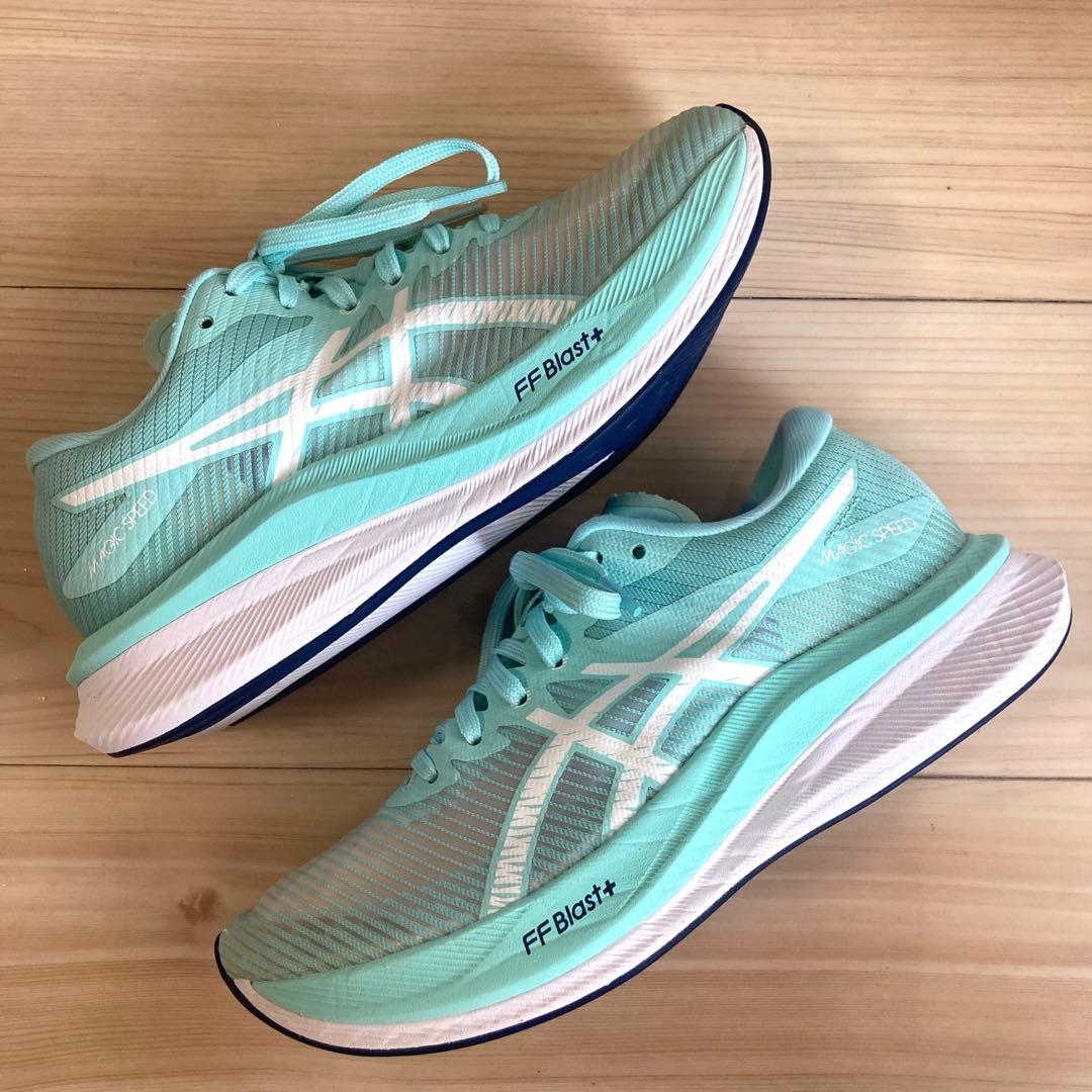 ✨定価16,500円／厚底／軽量✨asics MAGIC SPEED 3