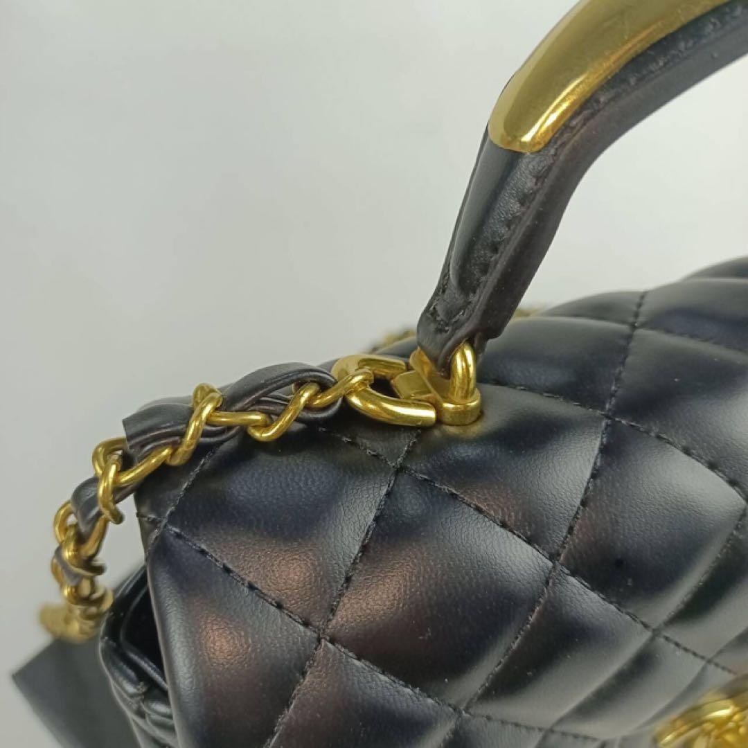 CHANELノベルティ ハンドルゴールド ロゴプレート キルティングバッグ非売品