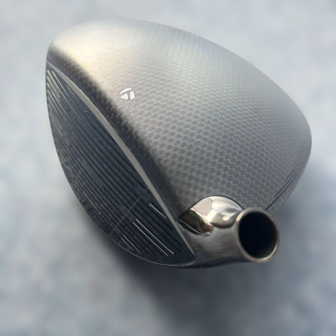 《テーラーメイド》美品TaylorMade Qi35 ドライバーヘッド10.5°