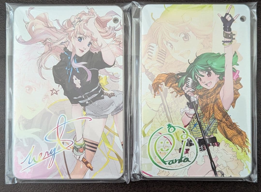 マクロスＦ【シェリル・ノーム、ランカ・リー】スライドカードケース