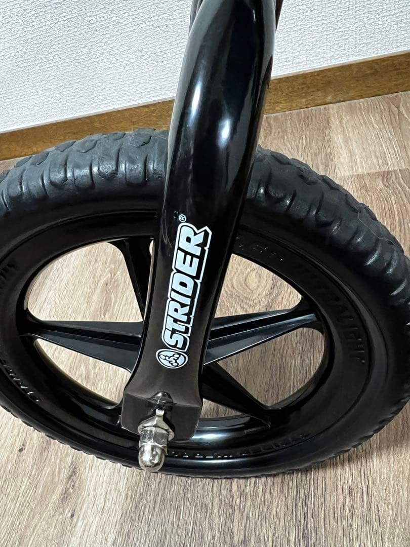 STRIDER ストライダー 12インチ スポーツモデル 緑 グリーン