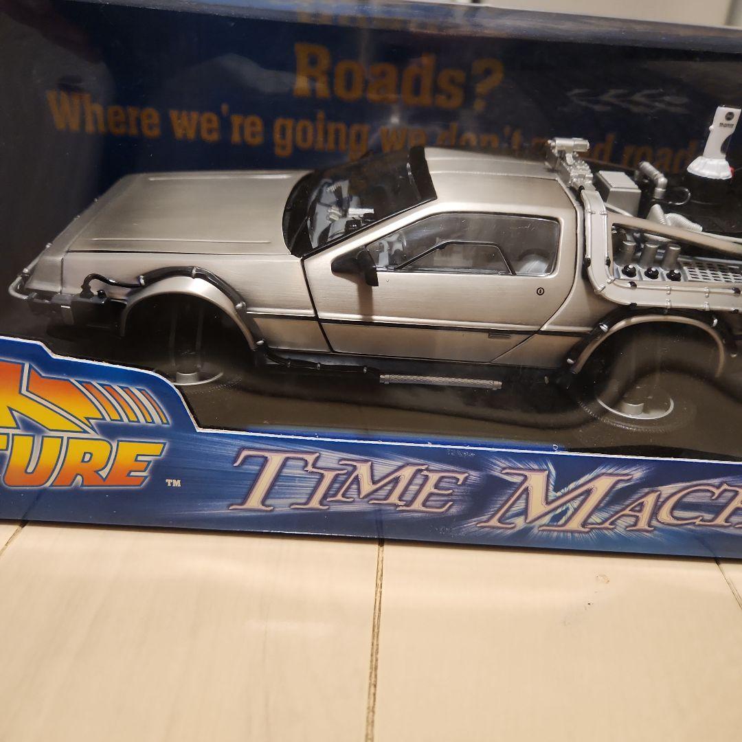 バック・トゥ・ザ・フューチャー タイムマシン 1:18